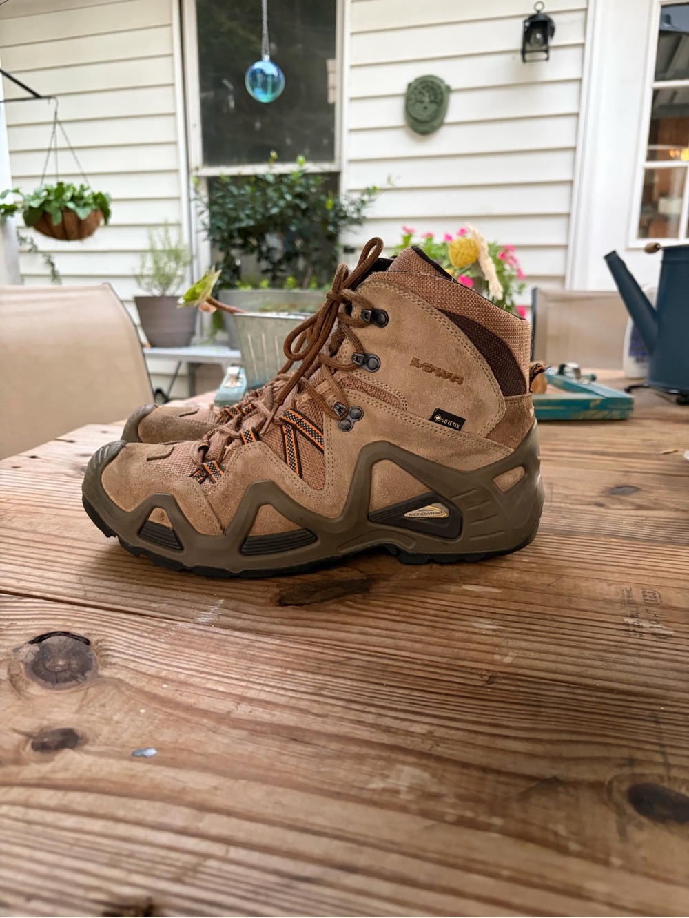 LOWA Zephyr GTX Mid Men’s 10 Gore-Tex Hiking Tactical Boots Brown